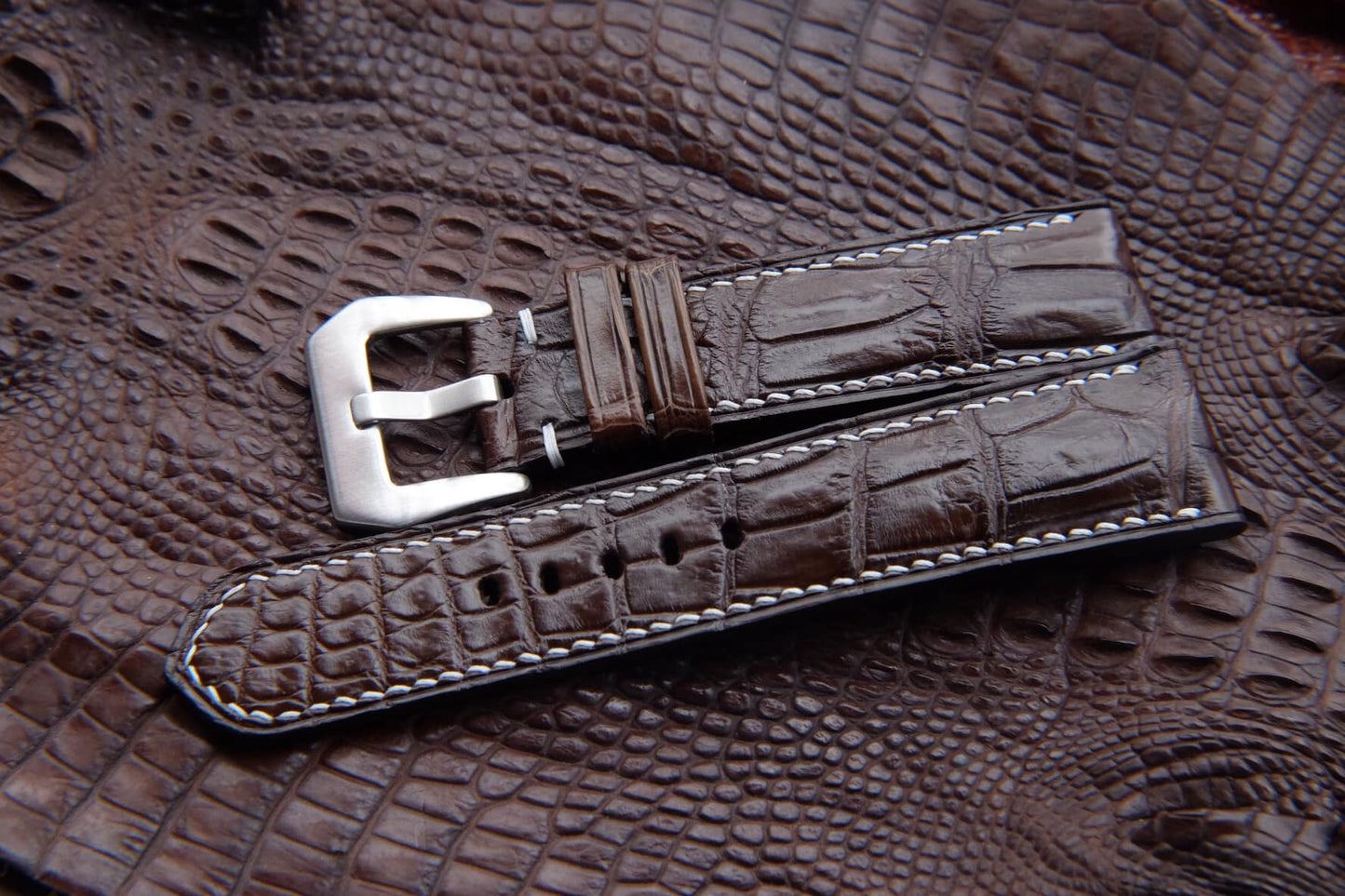 BESPOKE DARK BROWN CROCODILE LEATHER WATCH STRAP HDCS47