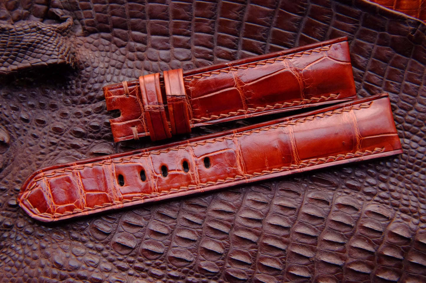 BESPOKE BROWN CROCODILE LEATHER WATCH STRAP HDCS59