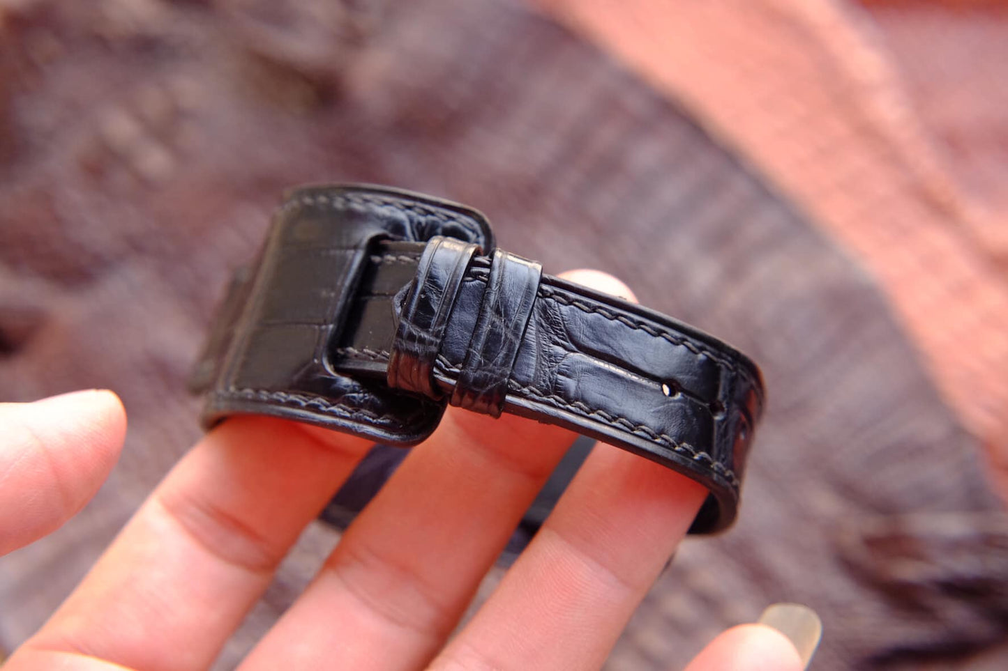 BESPOKE BLACK CROCODILE LEATHER WATCH STRAP HDCS63