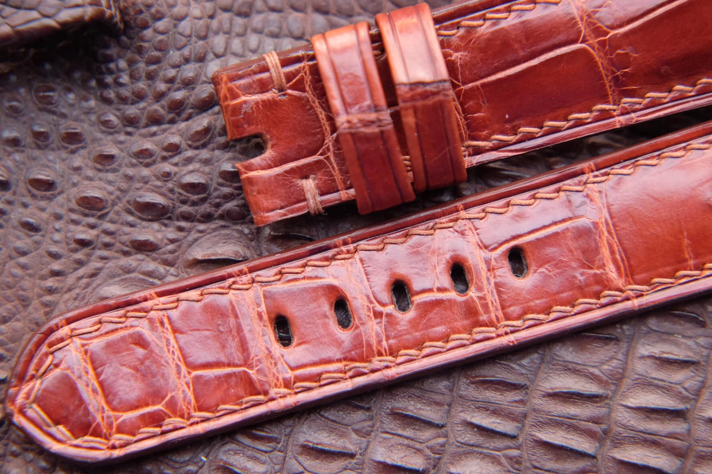 BESPOKE BROWN CROCODILE LEATHER WATCH STRAP HDCS59
