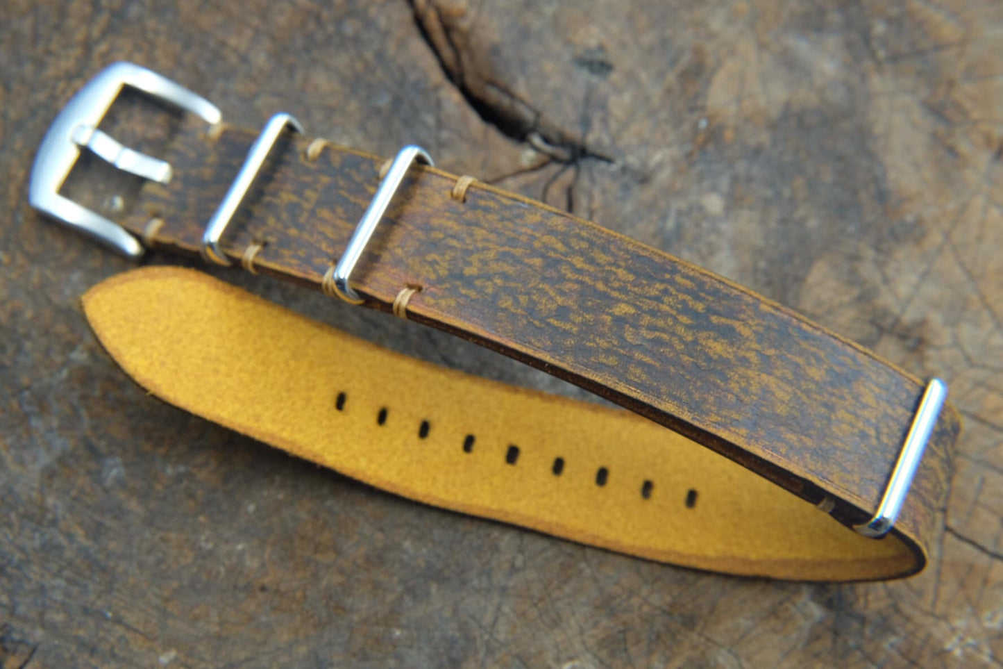 BESPOKE GENUINE VINTAGE BROWN LEATHER NATO STRAP HDNS05