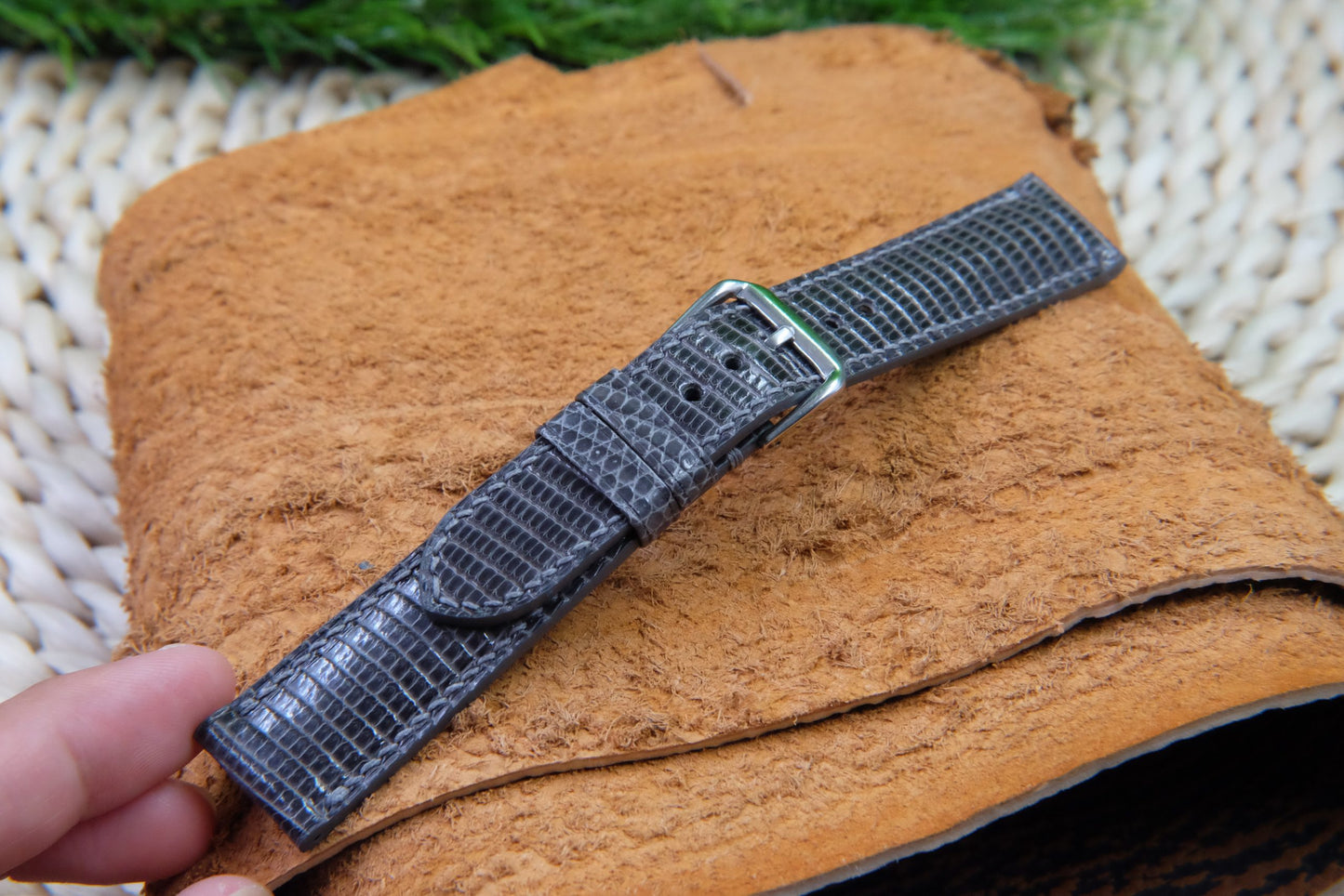 BESPOKE DARK GREY GENUINE LIZARD LEATHER WATCH STRAP HDLZ10