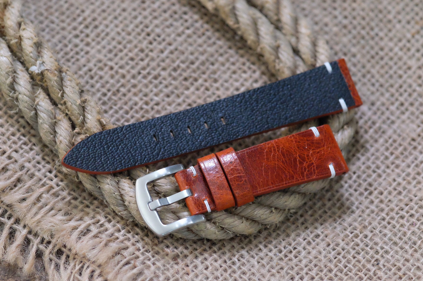 Reddish brown distressed leather watch strap HDCLE77