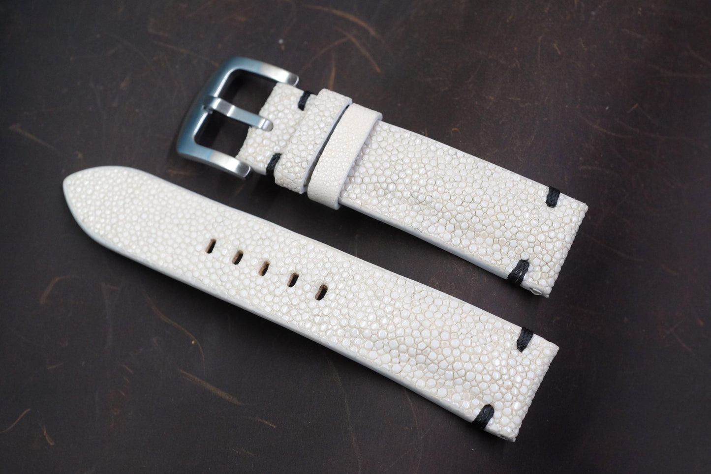 White no pearl stingray leather watch strap HDST136