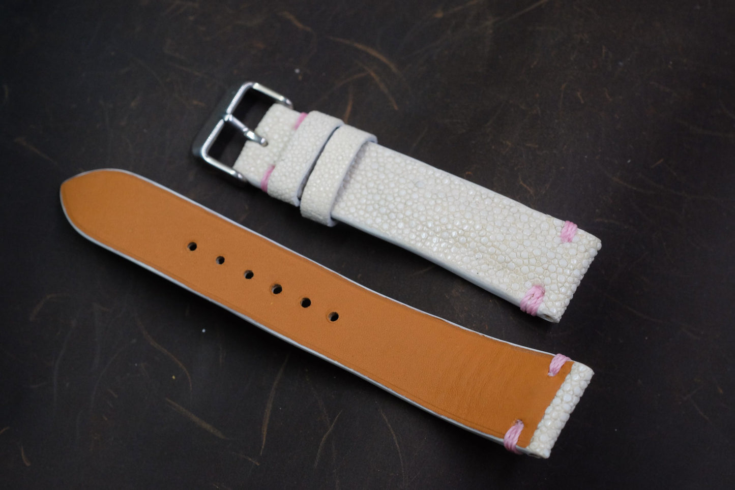 White no pearl stingray leather watch strap HDST136