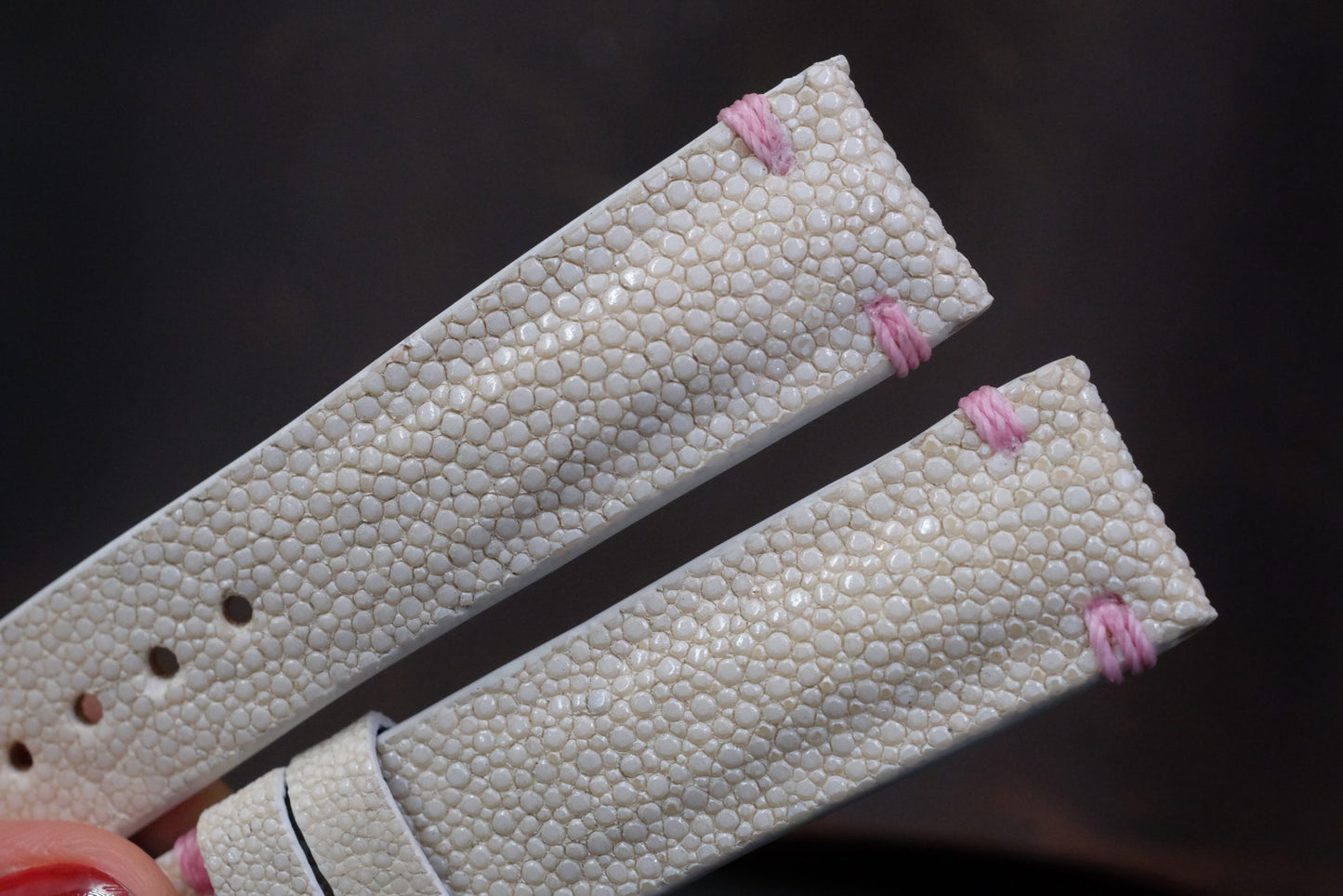 White no pearl stingray leather watch strap HDST136