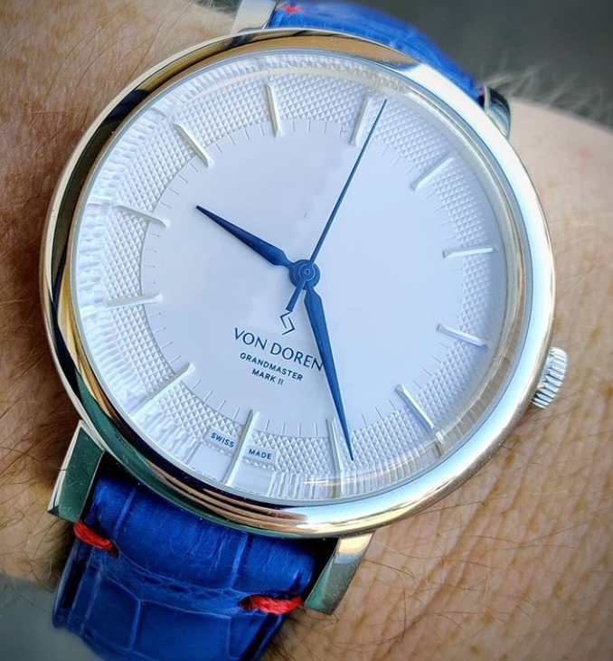 BESPOKE GENUINE FRENCH BLUE CROCODILE SKIN LEATHER STRAP HDCS870