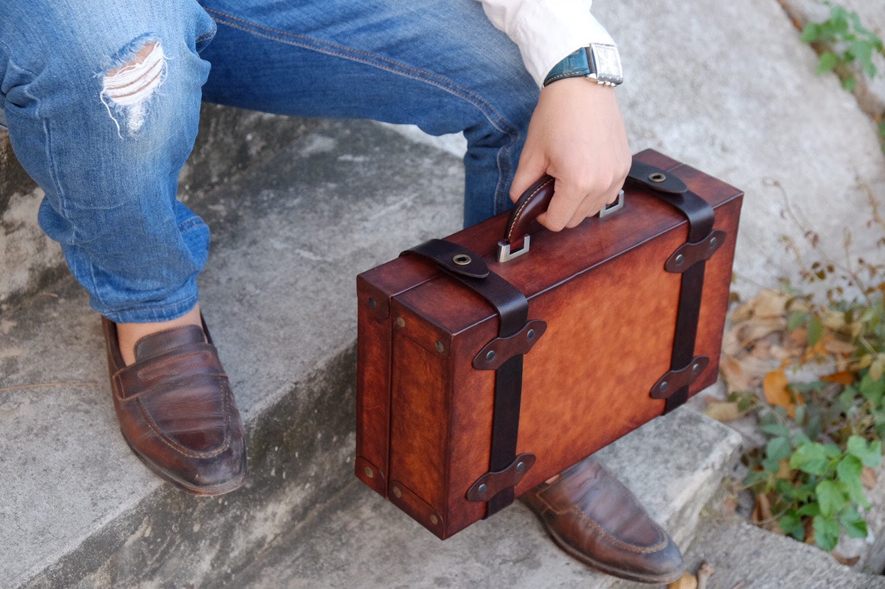 BESPOKE GENUINE BROWN LEATHER WATCH BOX FOR 10 WATCHES HDBWB02