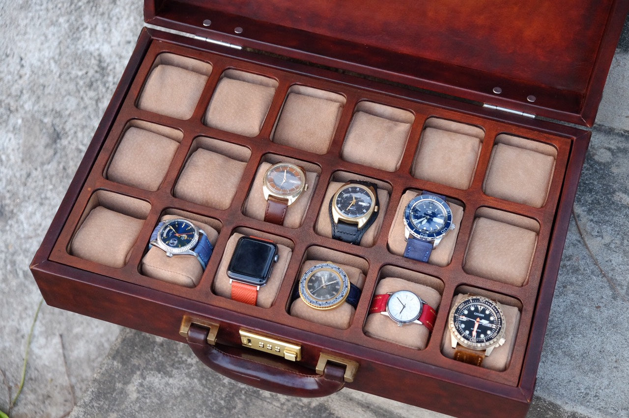 BESPOKE GENUINE BROWN LEATHER WATCH BOX FOR 18 WATCHES HDBWB01