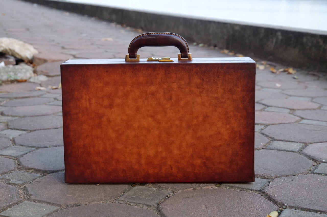 BESPOKE GENUINE BROWN LEATHER WATCH BOX FOR 18 WATCHES HDBWB01