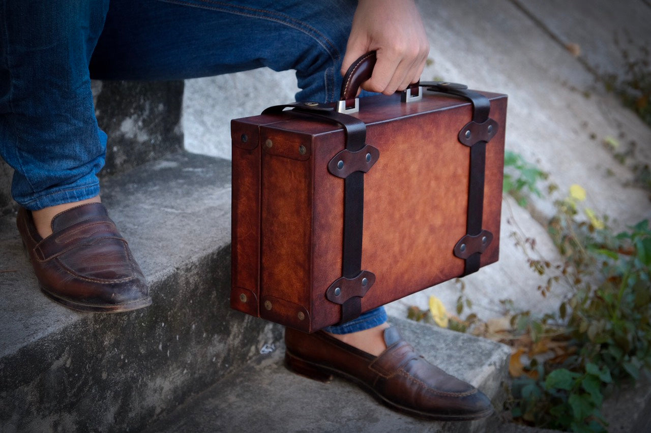 BESPOKE GENUINE BROWN LEATHER WATCH BOX FOR 10 WATCHES HDBWB02