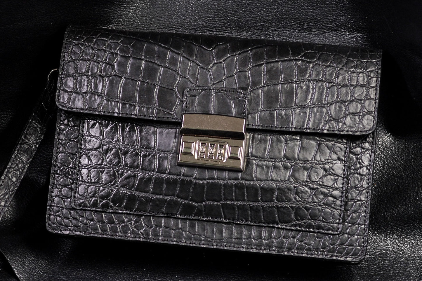 Black crocodile leather man clutch HDWA64