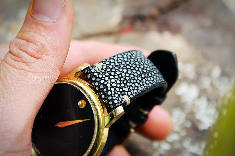 BESPOKE GENUINE NO PEARL BLACK STINGRAY LEATHER WATCH STRAP HDST05