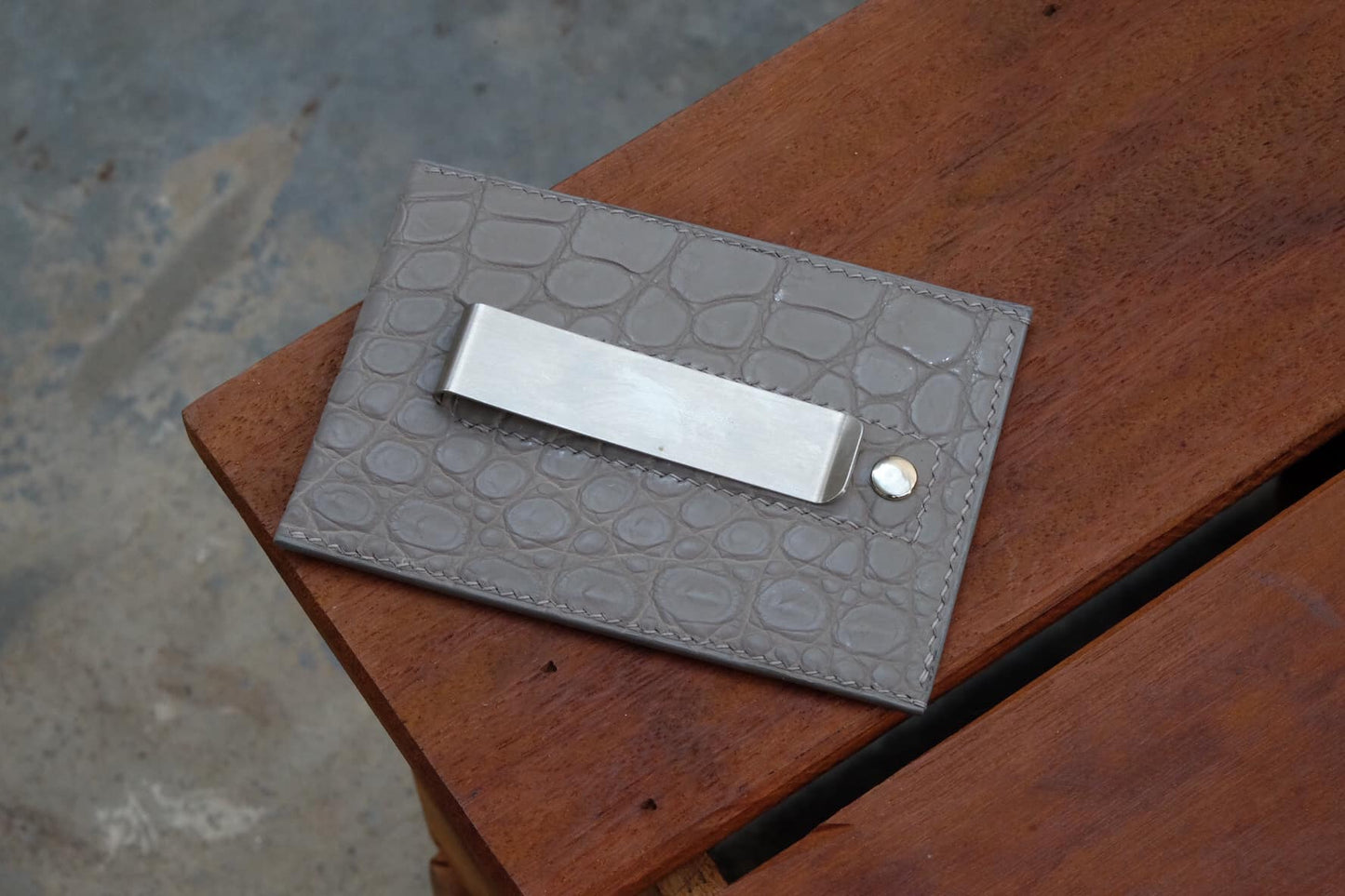 GREY CROCODILE CARD HOLDER WALLET HDWA74