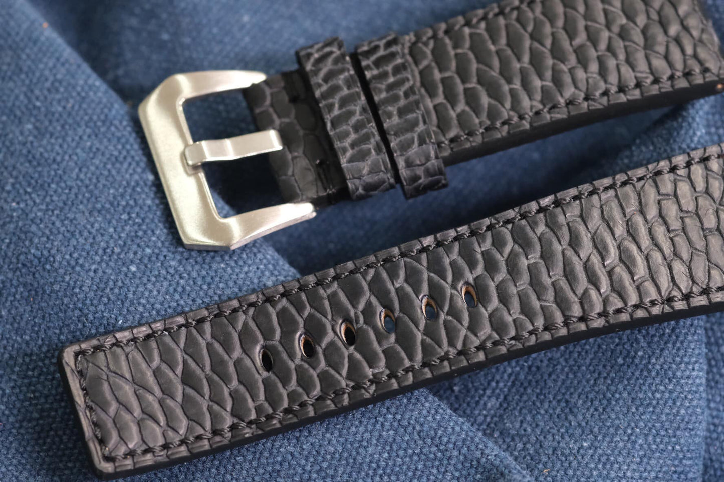 BESPOKE GENUINE BLACK BEAVER TAIL LEATHER WATCH STRAP HDLE05