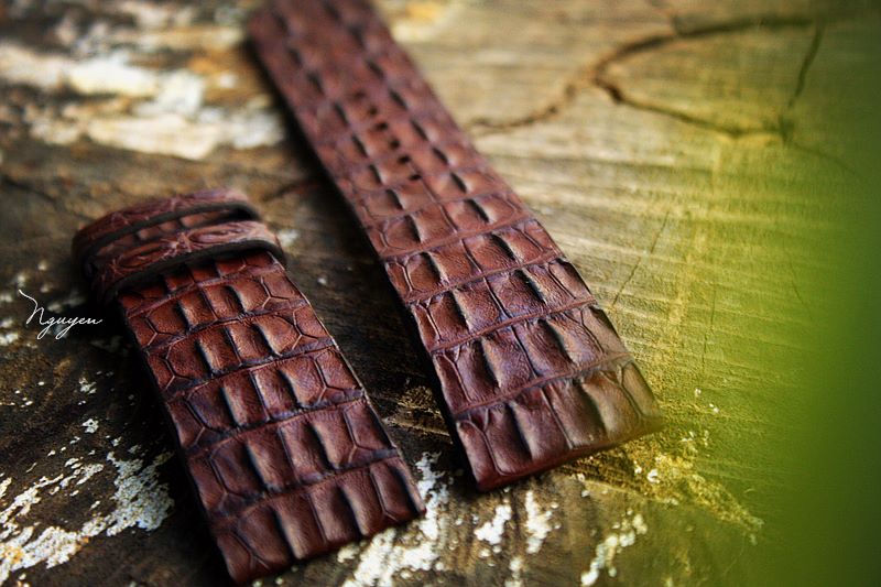 BESPOKE GENUINE CROCODILE BABY CROCODILE HORNBACKS LEATHER WATCH STRAP HDCS39