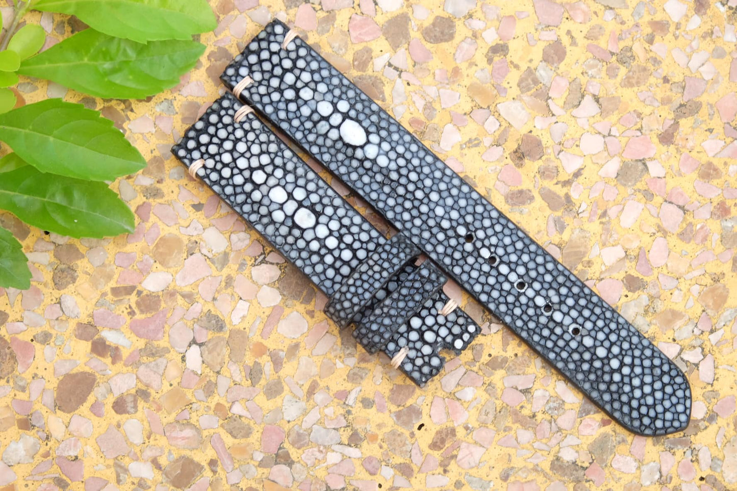 BESPOKE GENUINE DOUBLE PEARL BLACK STINGRAY LEATHER WATCH STRAP HDST12