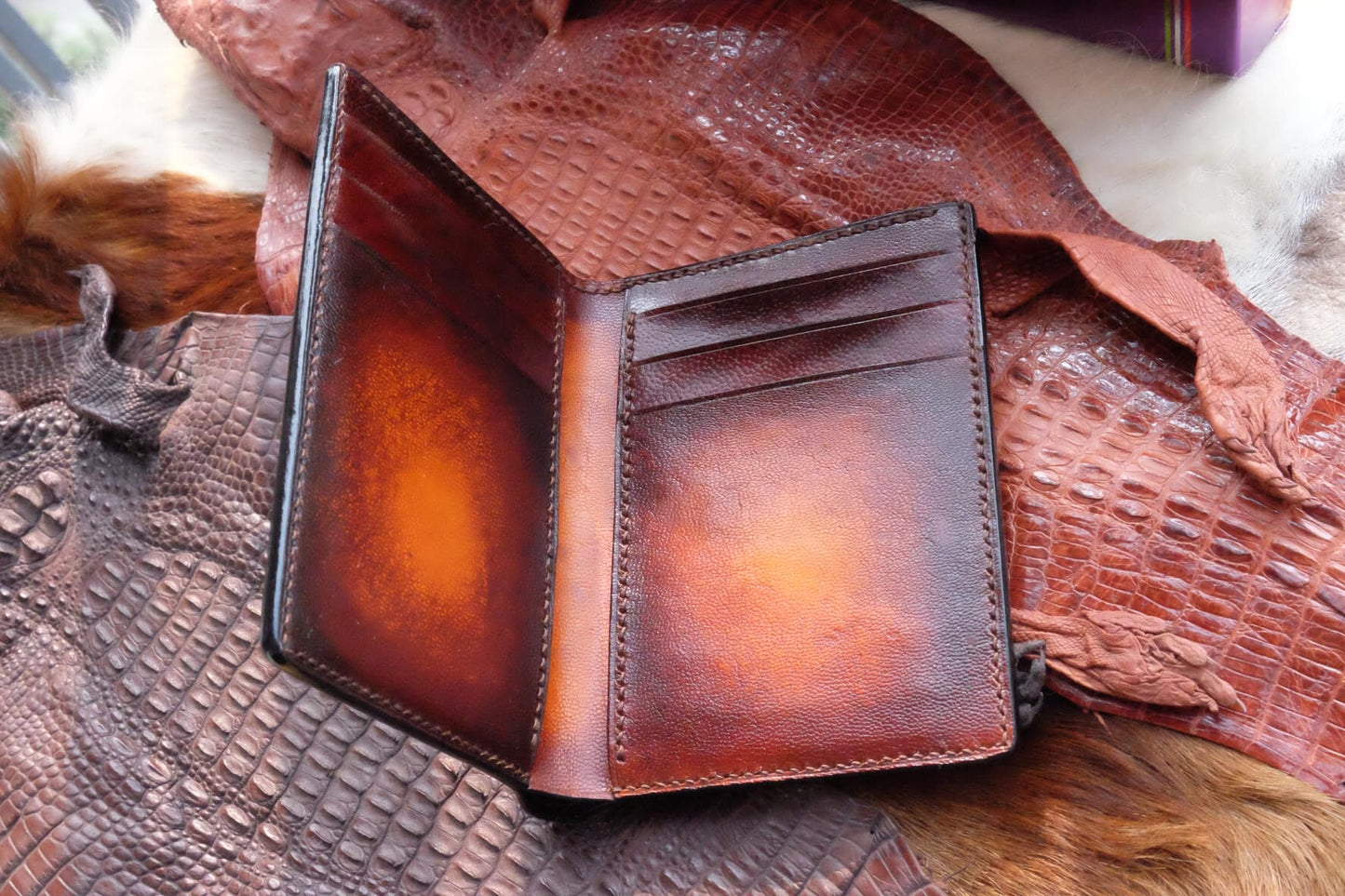 BESPOKE GENUINE BROWN PATINA COW LEATHER BIFOLD MAN WALLET HDWA15