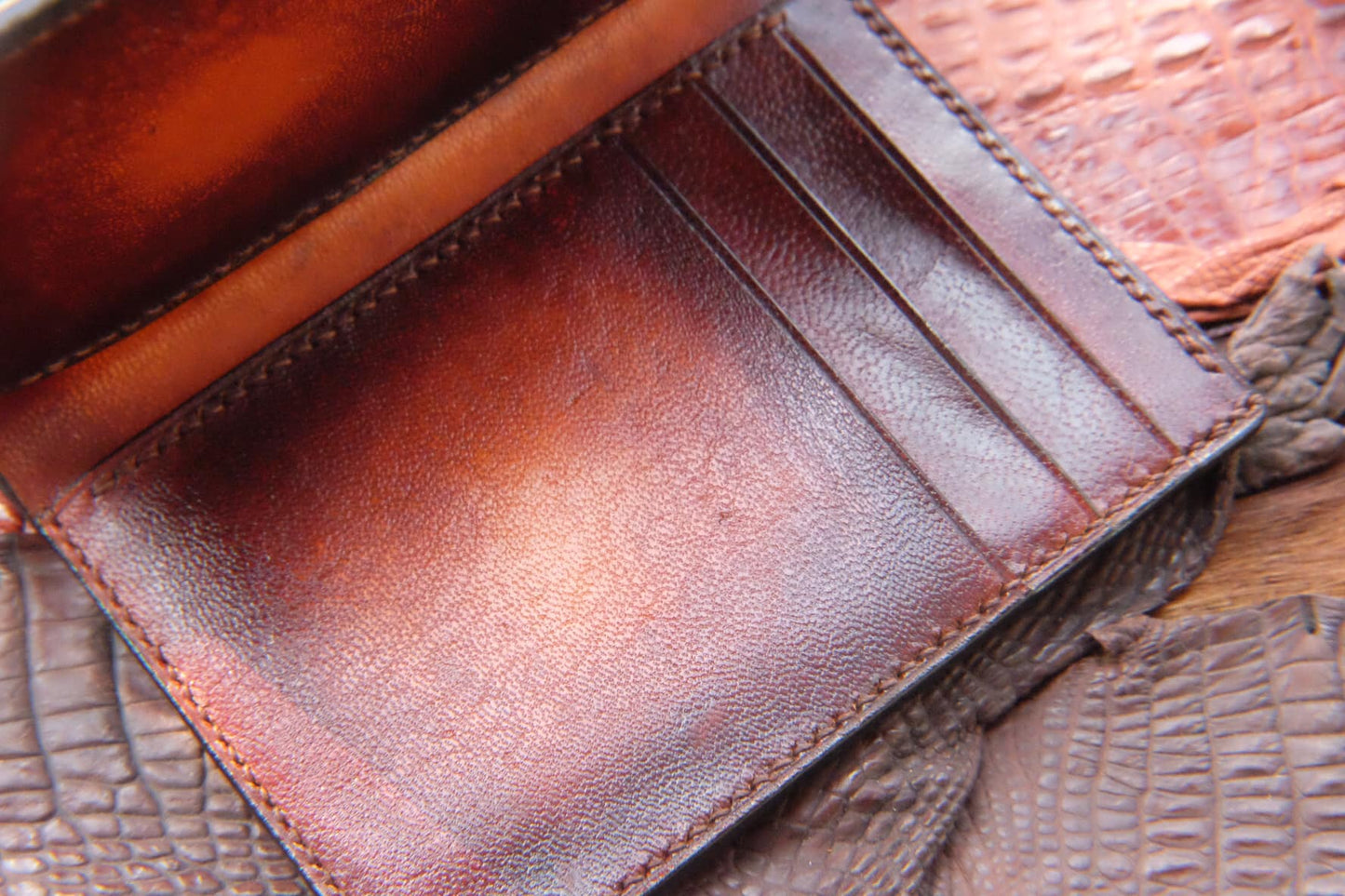 BESPOKE GENUINE BROWN PATINA COW LEATHER BIFOLD MAN WALLET HDWA15