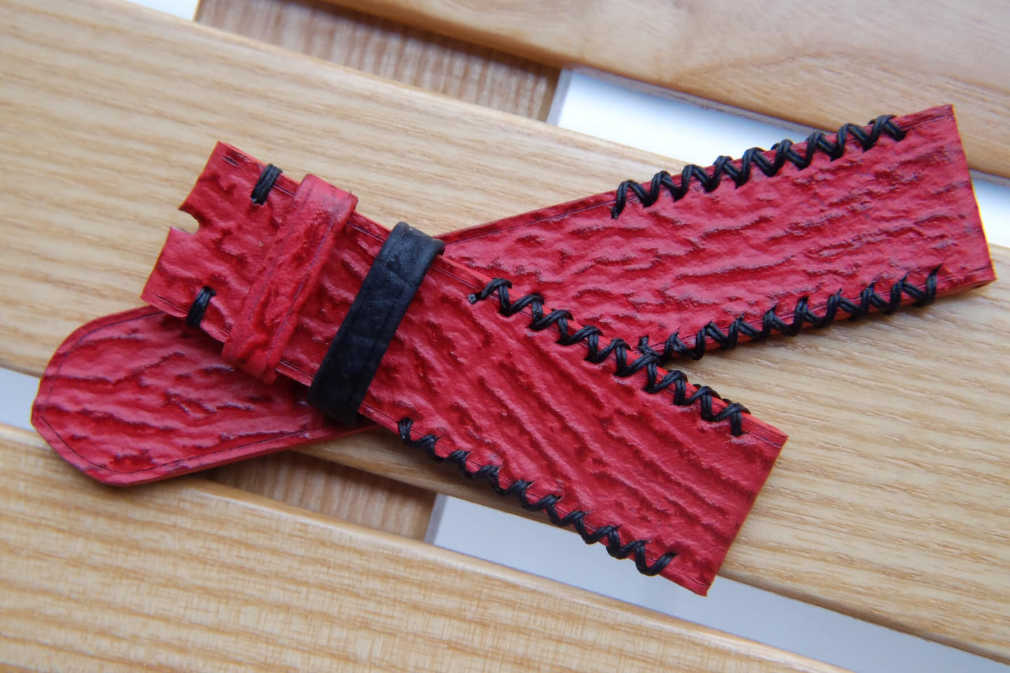 BESPOKE GENUINE RED NUBUCK SHARK SKIN LEATHER WATCH STRAP HDSH04