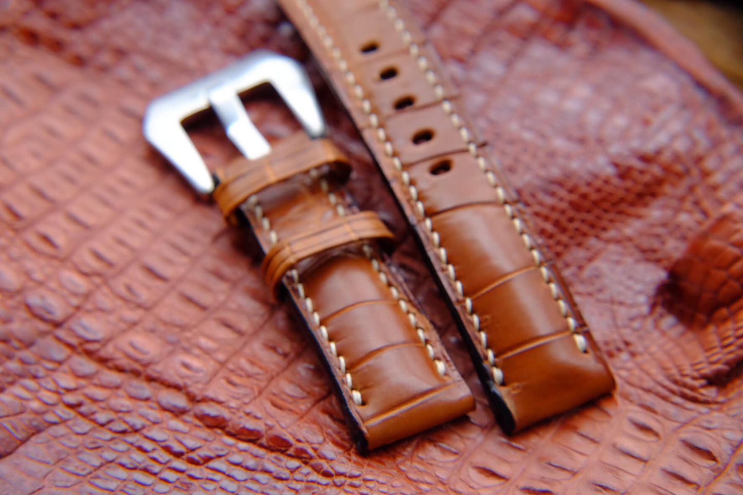 BESPOKE DARK BROWN CROCODILE LEATHER WATCH STRAP HDCS48