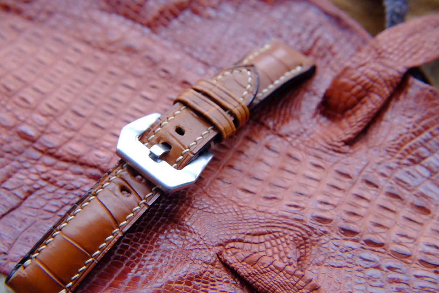 BESPOKE DARK BROWN CROCODILE LEATHER WATCH STRAP HDCS48