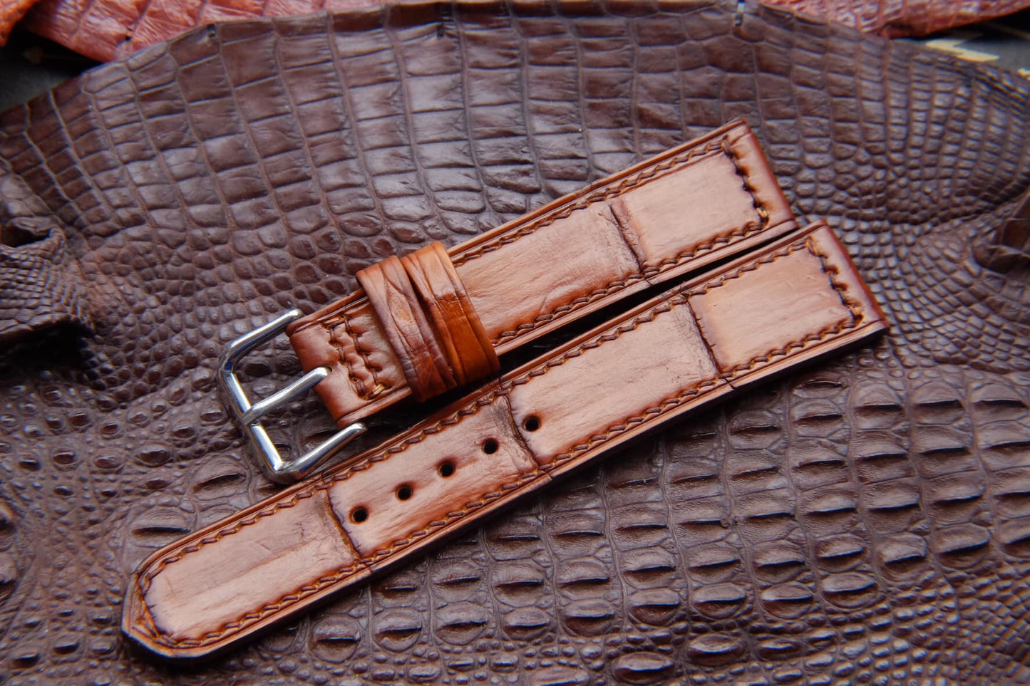 BESPOKE BROWN CROCODILE LEATHER WATCH STRAP HDCS71