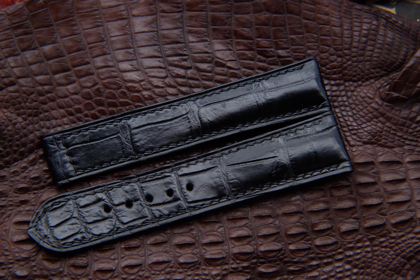 BESPOKE GENUINE BLACK CROCODILE LEATHER STRAP FOR OMEGA CLASP HDOS08