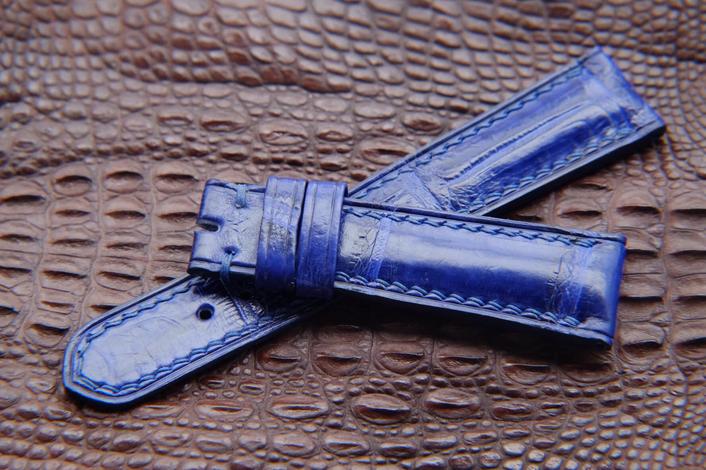 BESPOKE BLUE CROCODILE LEATHER WATCH STRAP HDCS58