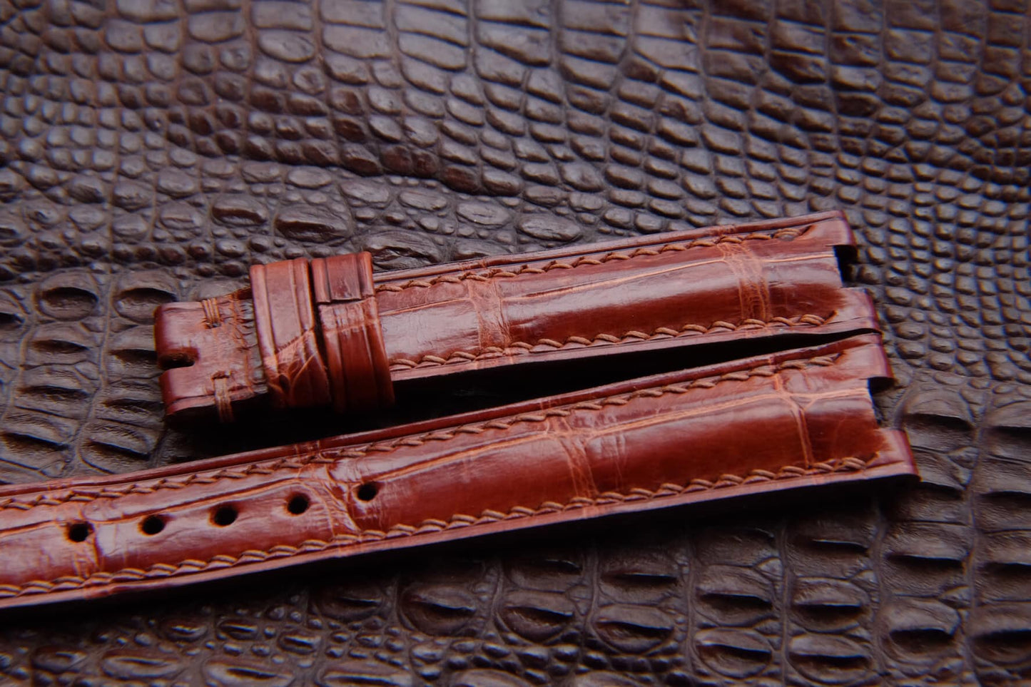 BESPOKE BROWN CROCODILE LEATHER WATCH STRAP HDCS65