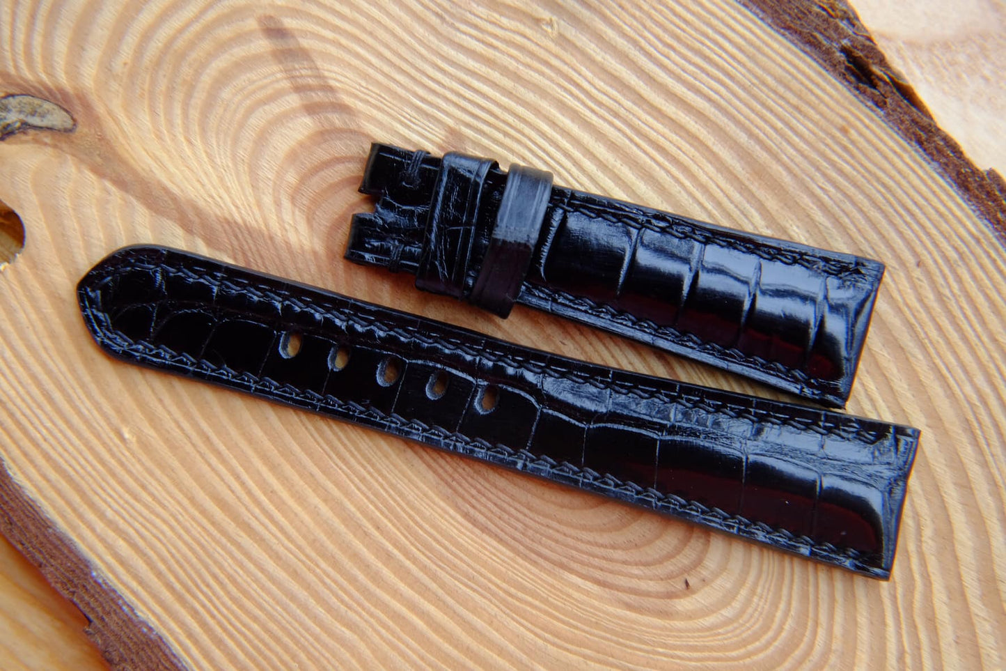 BESPOKE BLACK CROCODILE LEATHER WATCH STRAP HDCS60