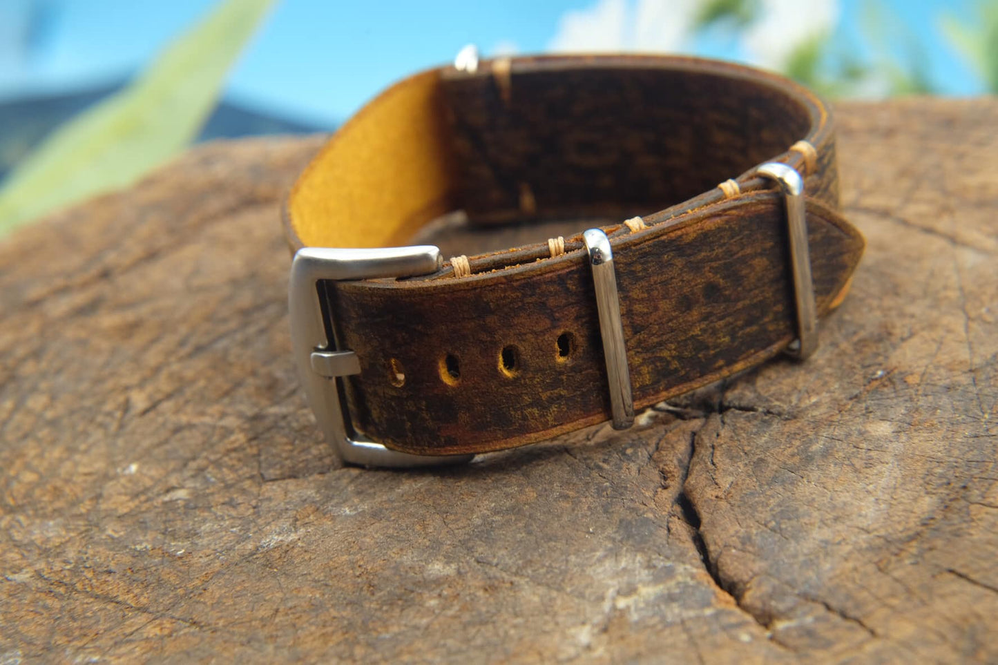 BESPOKE GENUINE VINTAGE BROWN  LEATHER NATO  STRAP HDNS05