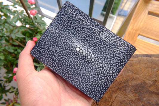 BESPOKE GENUINE BLACK STINGRAY BIFOLD MAN WALLET HDWA10