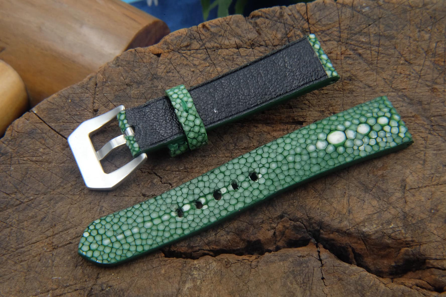 BESPOKE GENUINE TWO PEARL GREEN STINGRAY LEATHER WATCH STRAP HDST24