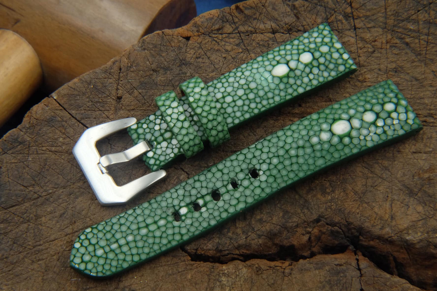 BESPOKE GENUINE TWO PEARL GREEN STINGRAY LEATHER WATCH STRAP HDST24