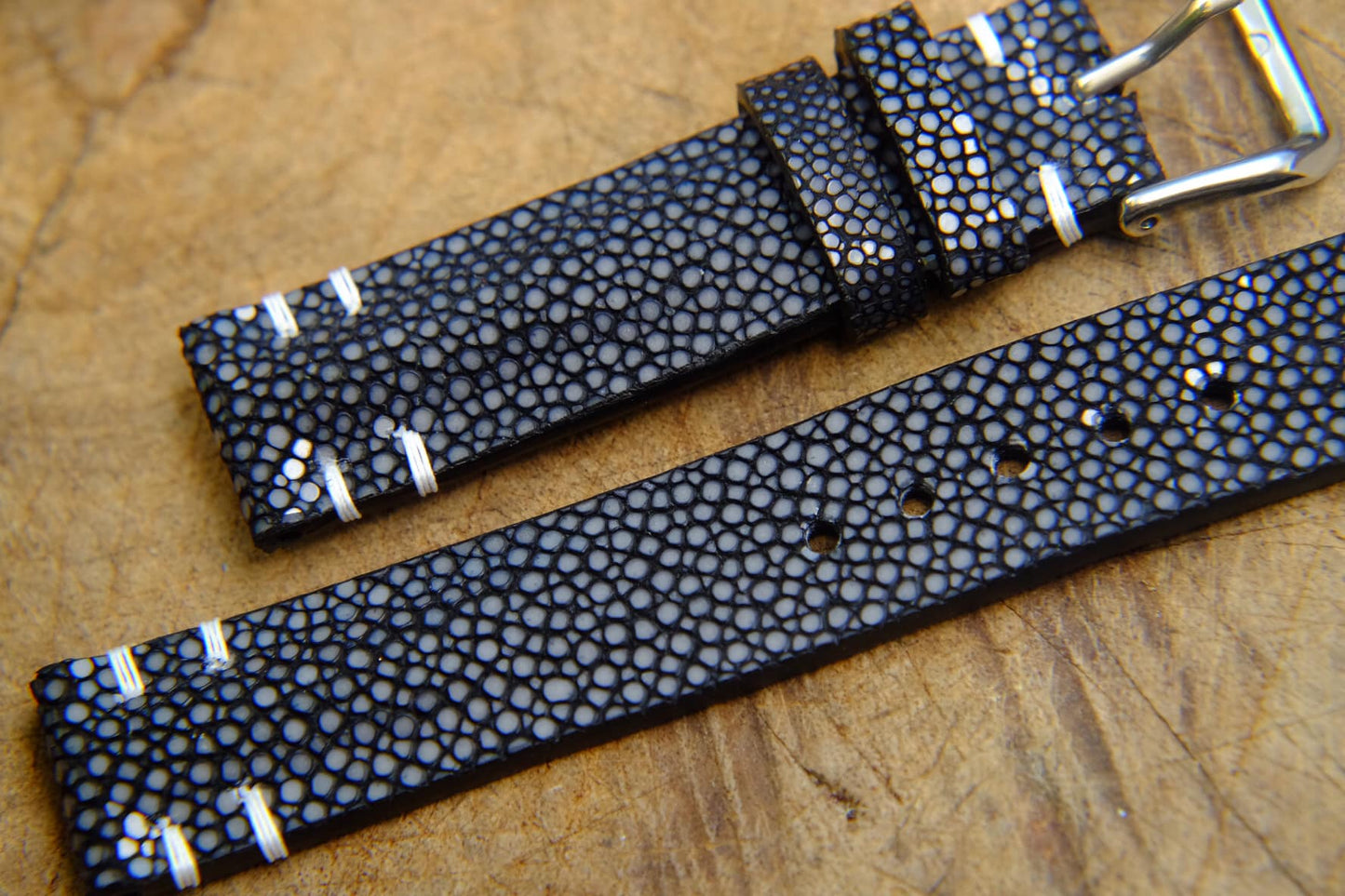 BESPOKE GENUINE NO PEARL BLACK STINGRAY LEATHER WATCH STRAP HDST31