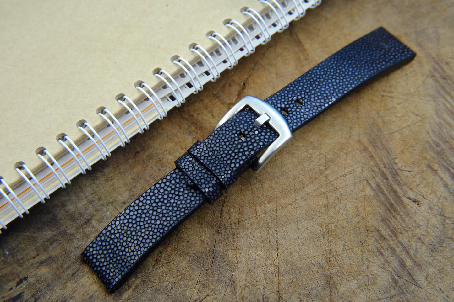 BESPOKE GENUINE NO PEARL BLACK STINGRAY LEATHER WATCH STRAP HDST30