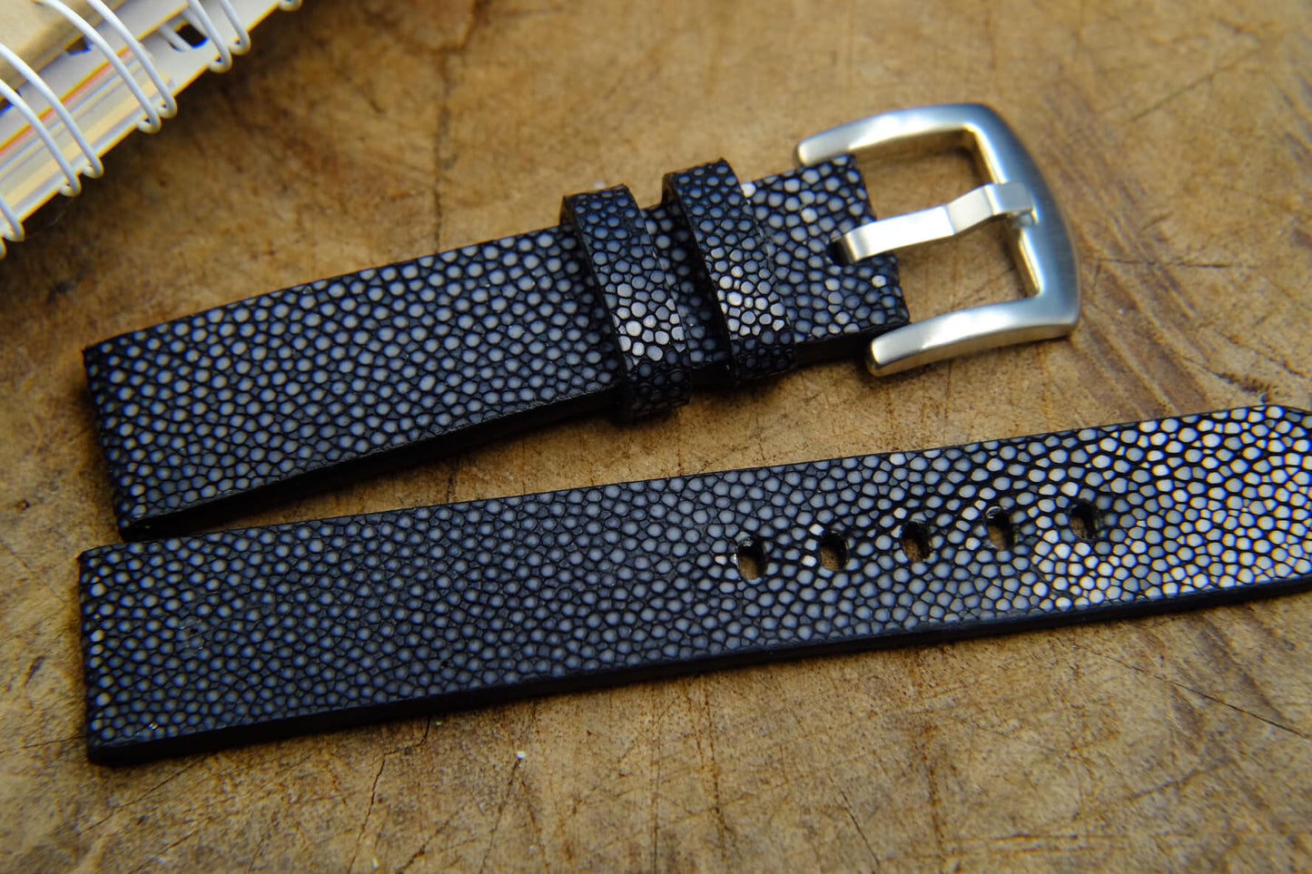 BESPOKE GENUINE NO PEARL BLACK STINGRAY LEATHER WATCH STRAP HDST30