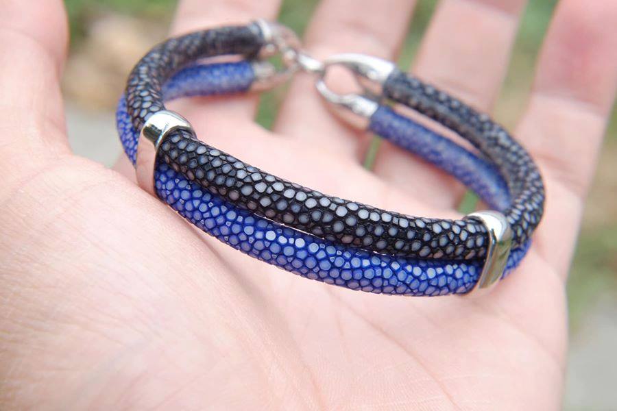 BESPOKE GENUINE DOUBLE PIECE BLACK & BLUE STINGRAY LEATHER BRACELET HDBR06