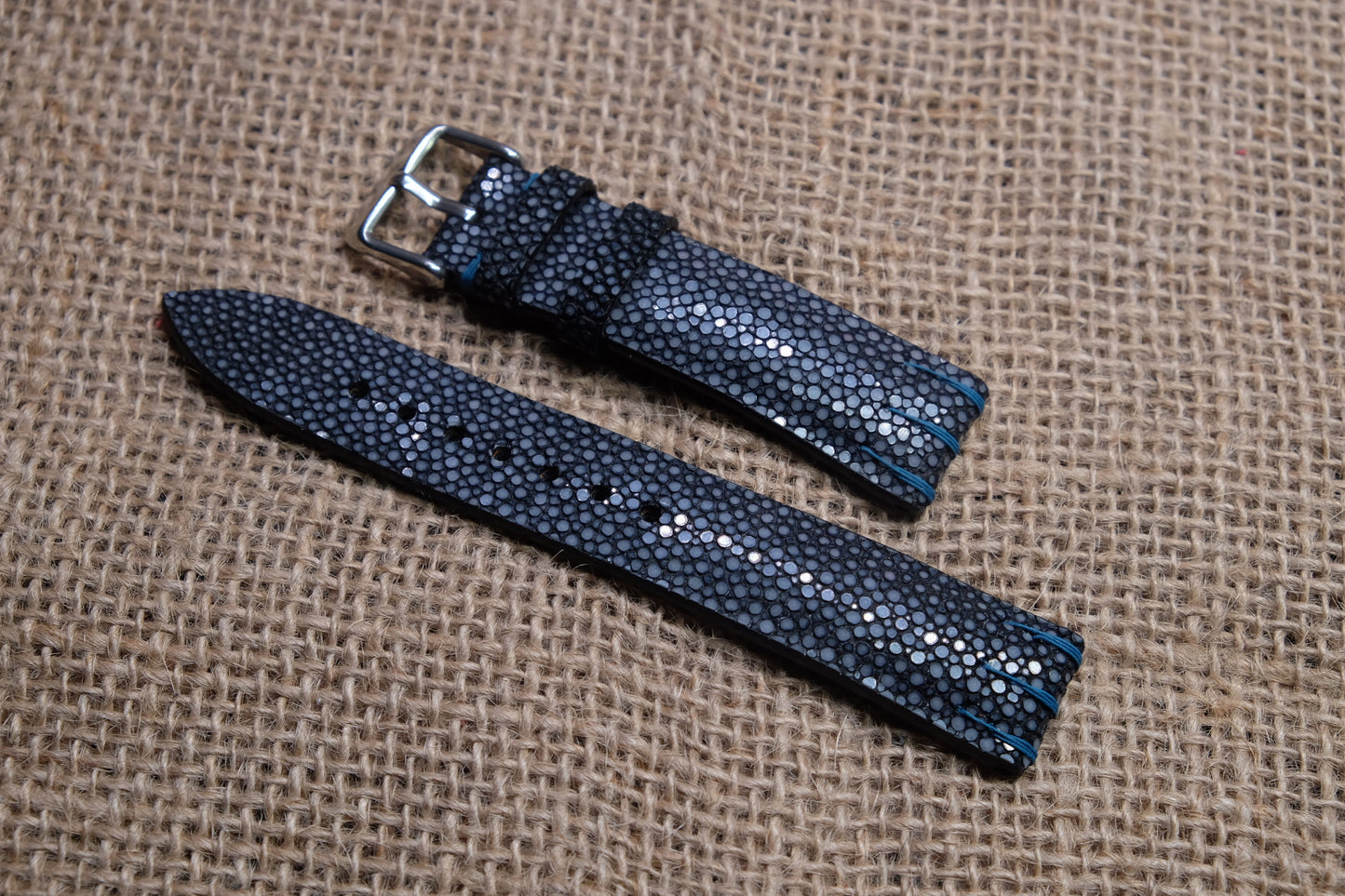 Black no pearl stingray leather watch strap HDST96