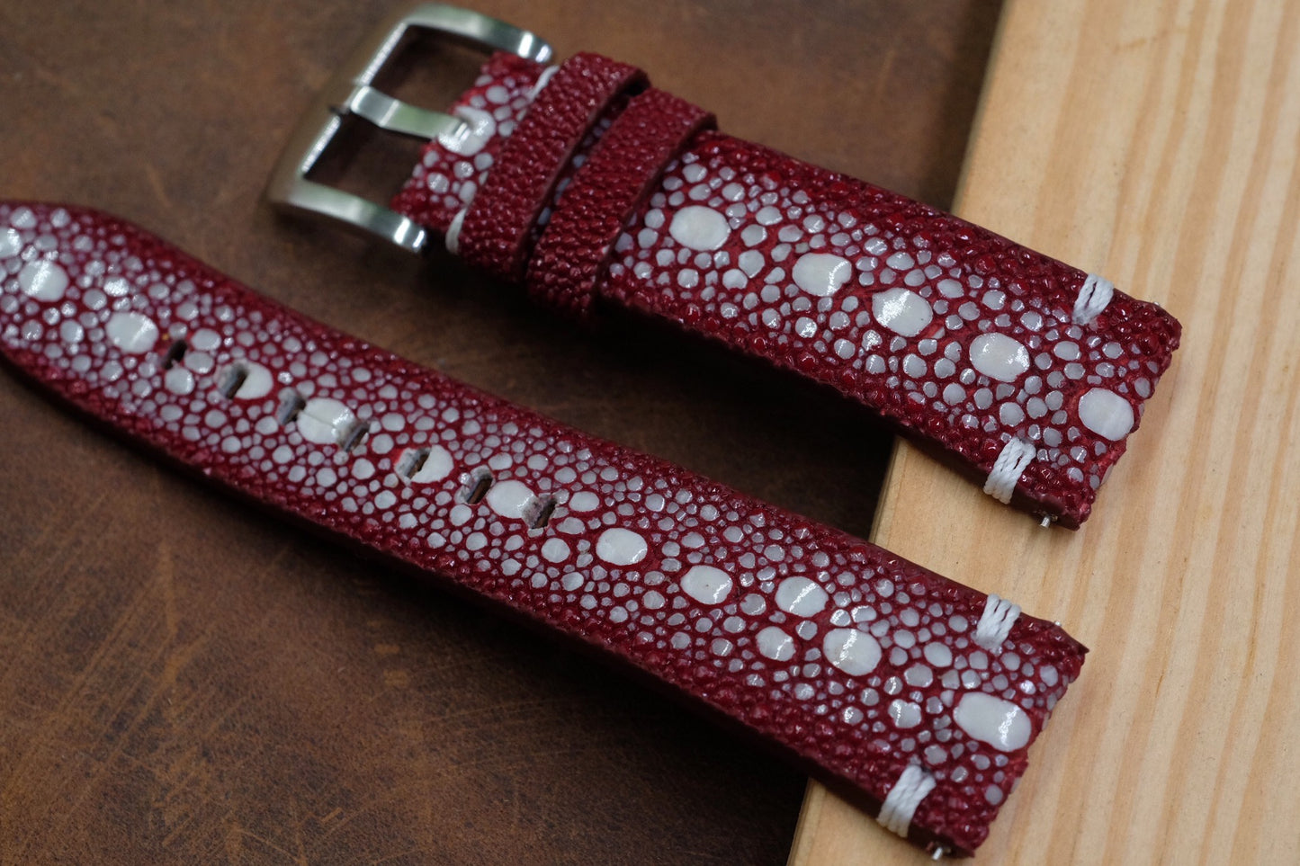 Burgundy red row stone stingray leather watch strap HDST121