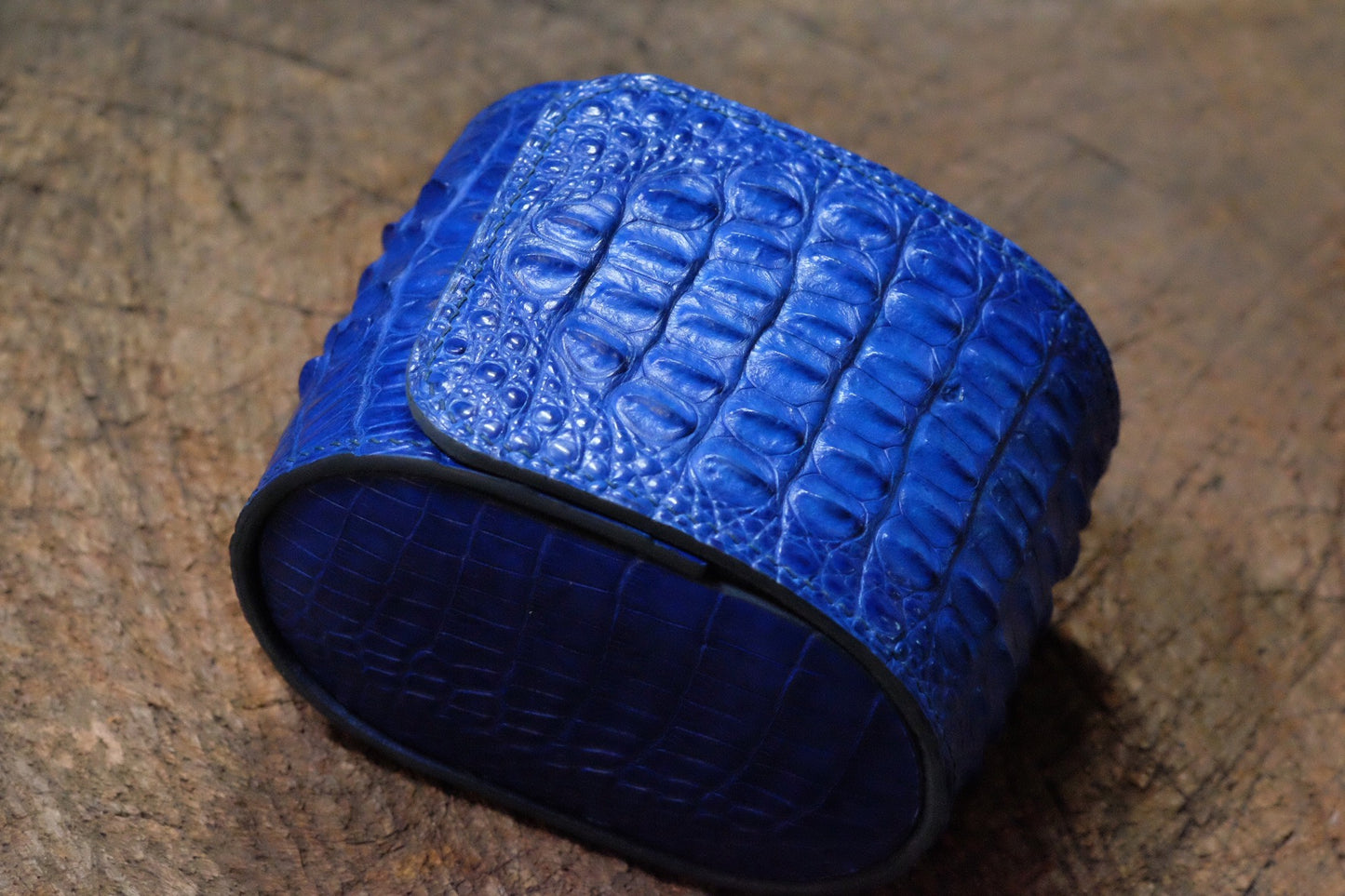 Custom blue hornback crocodile leather single travel watch roll HDWR17