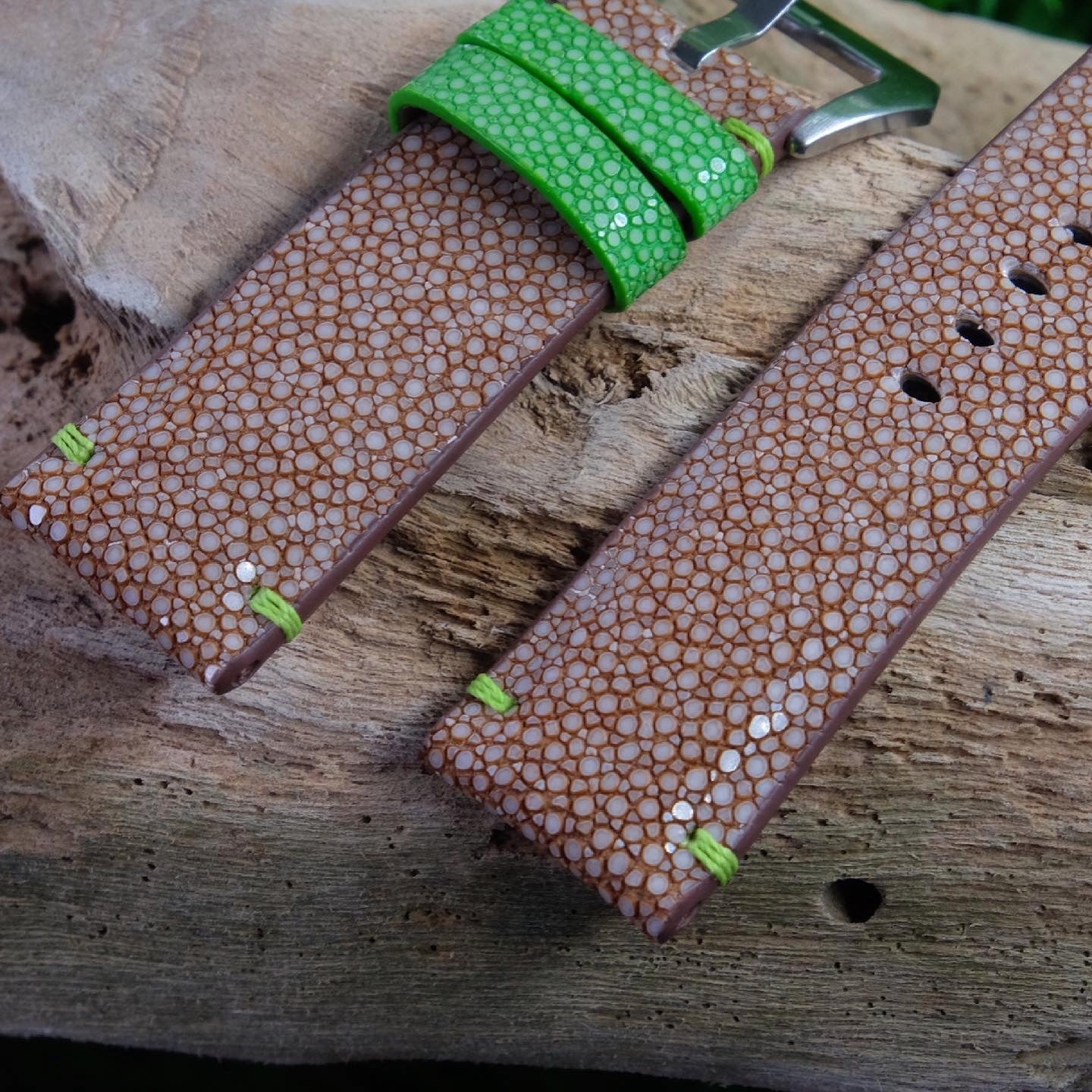 Custom made no pearl brown stingray watch strap HDST140