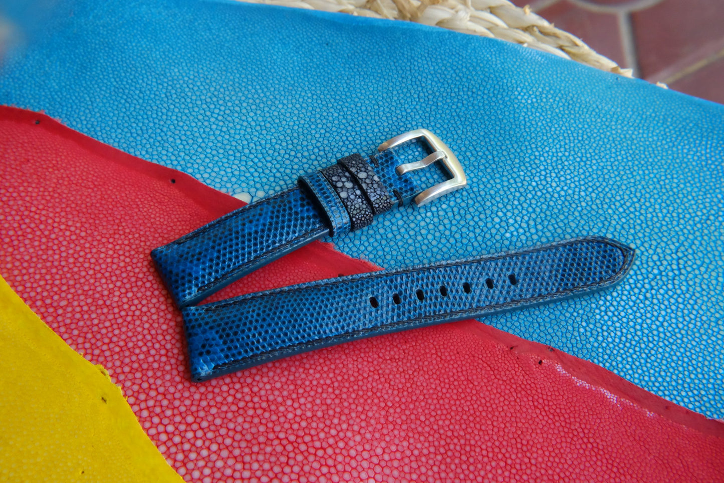 BESPOKE BLUE GENUINE LIZARD LEATHER WATCH STRAP HDLZ08