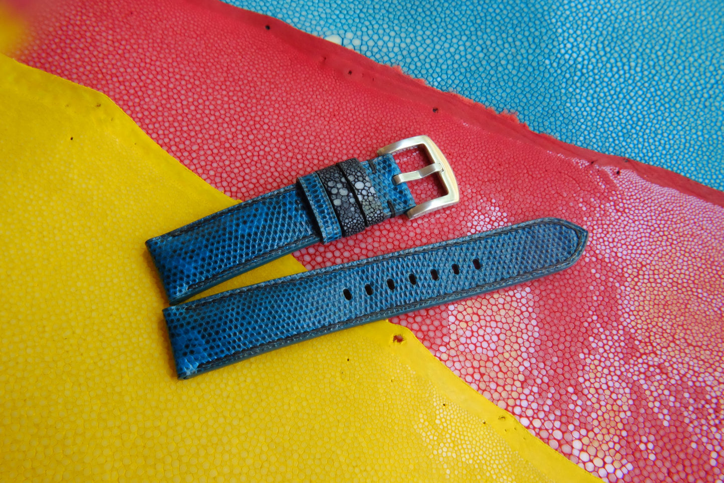 BESPOKE BLUE GENUINE LIZARD LEATHER WATCH STRAP HDLZ08