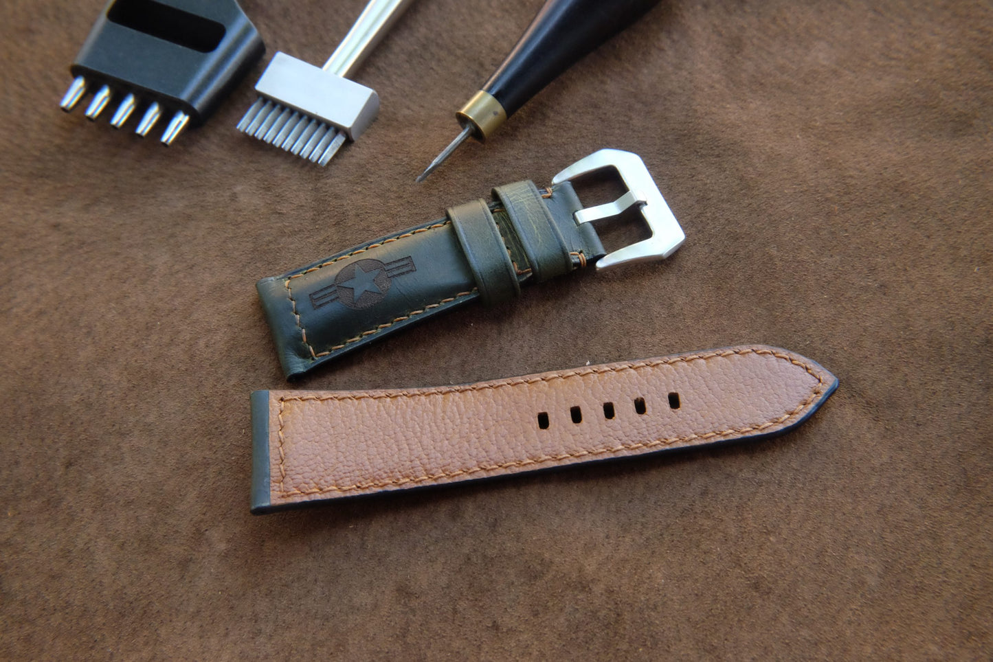 BESPOKE GENUINE BLACK LASER CARVED COW LEATHER WATCH STRAP HDLE49