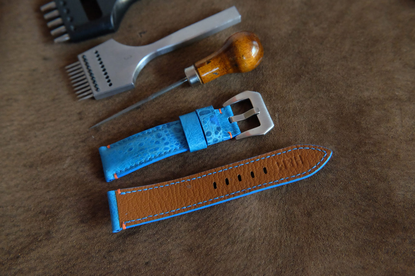 BESPOKE GENUINE LIGHTER BLUE TOAD LEATHER WATCH STRAP HDLE46