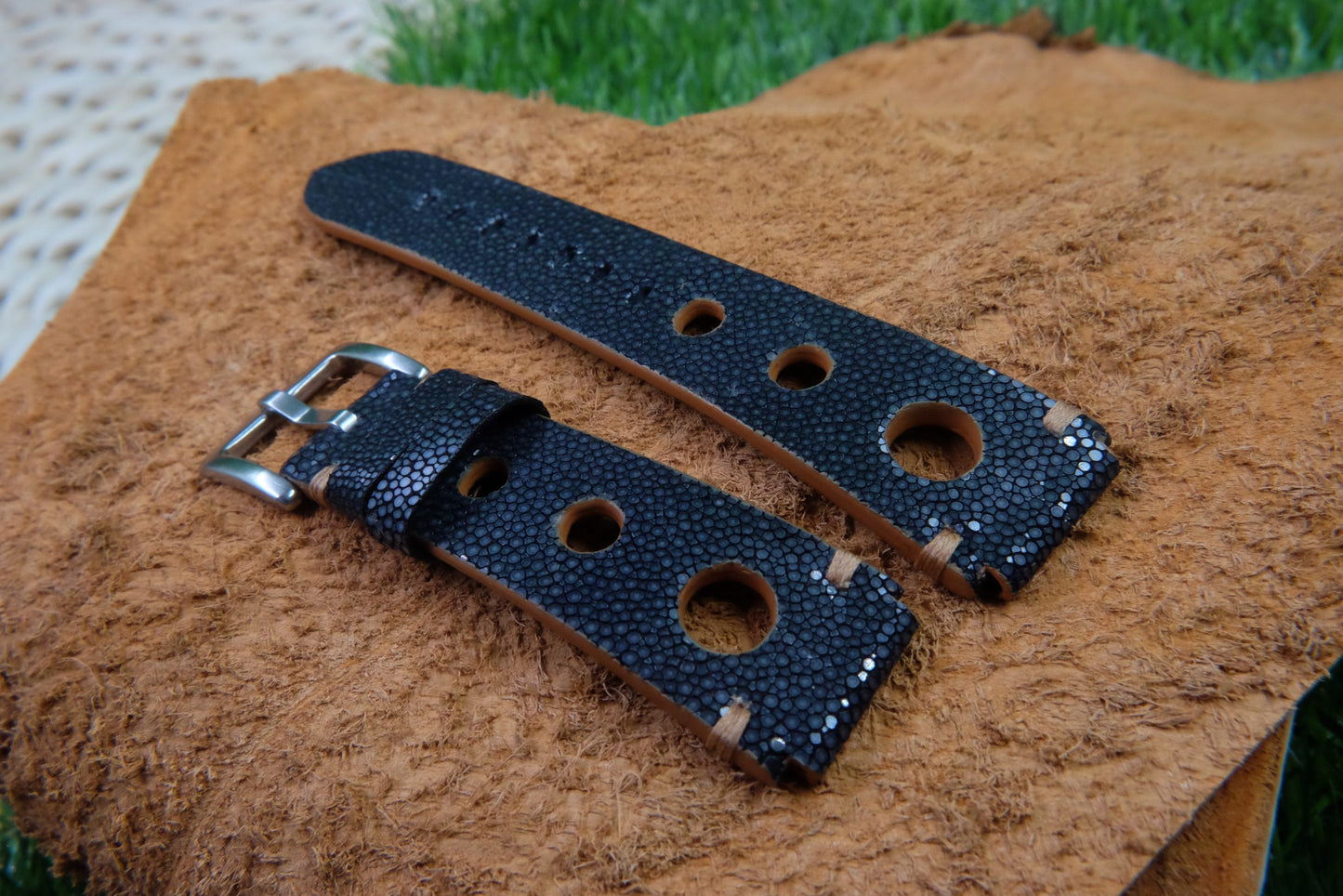 BESPOKE GENUINE WITHOUT PEARL BLACK STINGRAY LEATHER WATCH STRAP HDST63