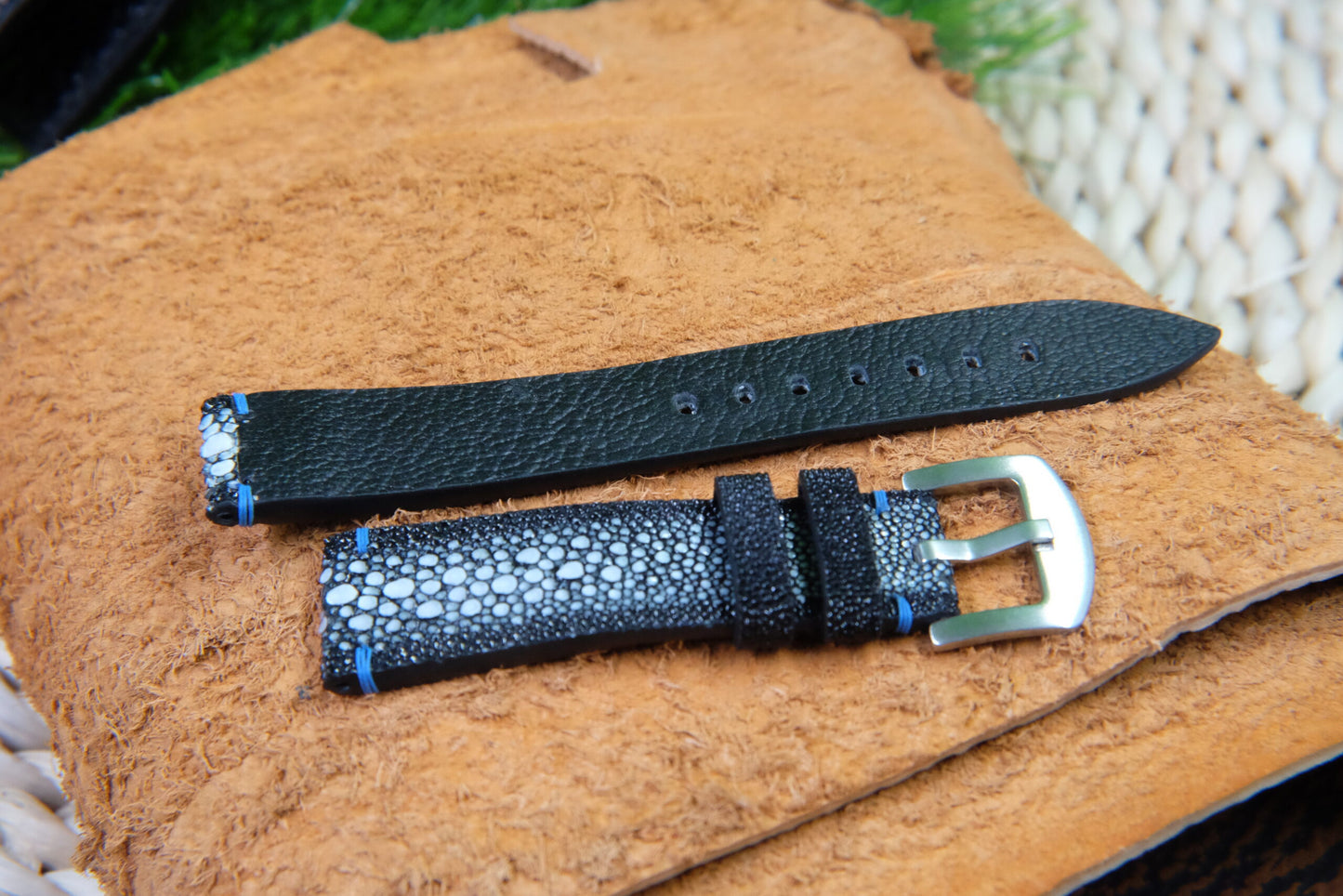 BESPOKE GENUINE ROW STONE BLACK STINGRAY LEATHER WATCH STRAP HDST44