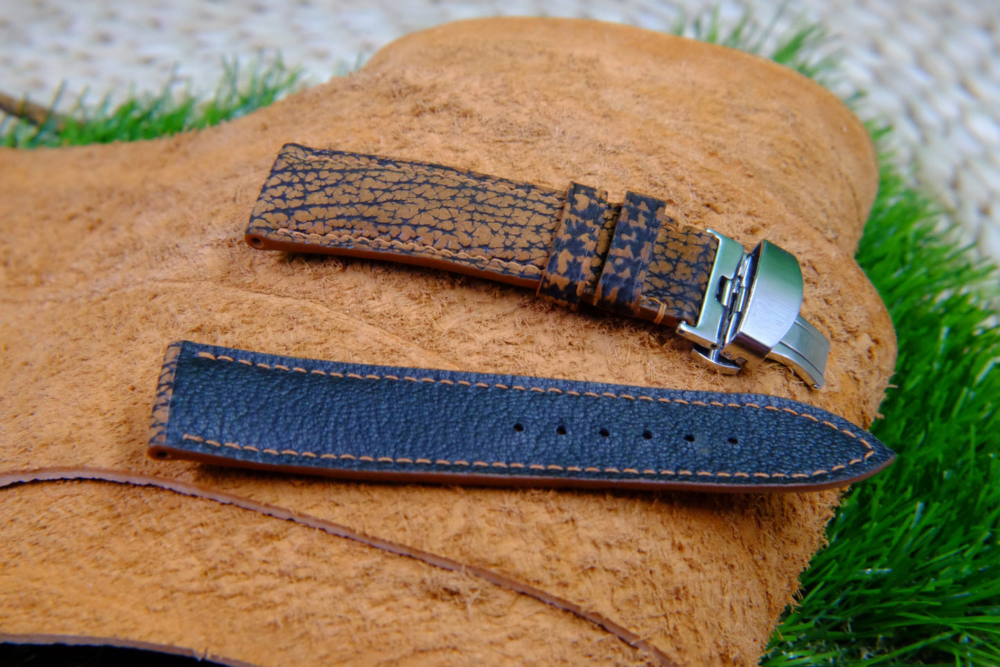 BESPOKE GENUINE BROWN SHARK SKIN LEATHER WATCH STRAP HDSH08